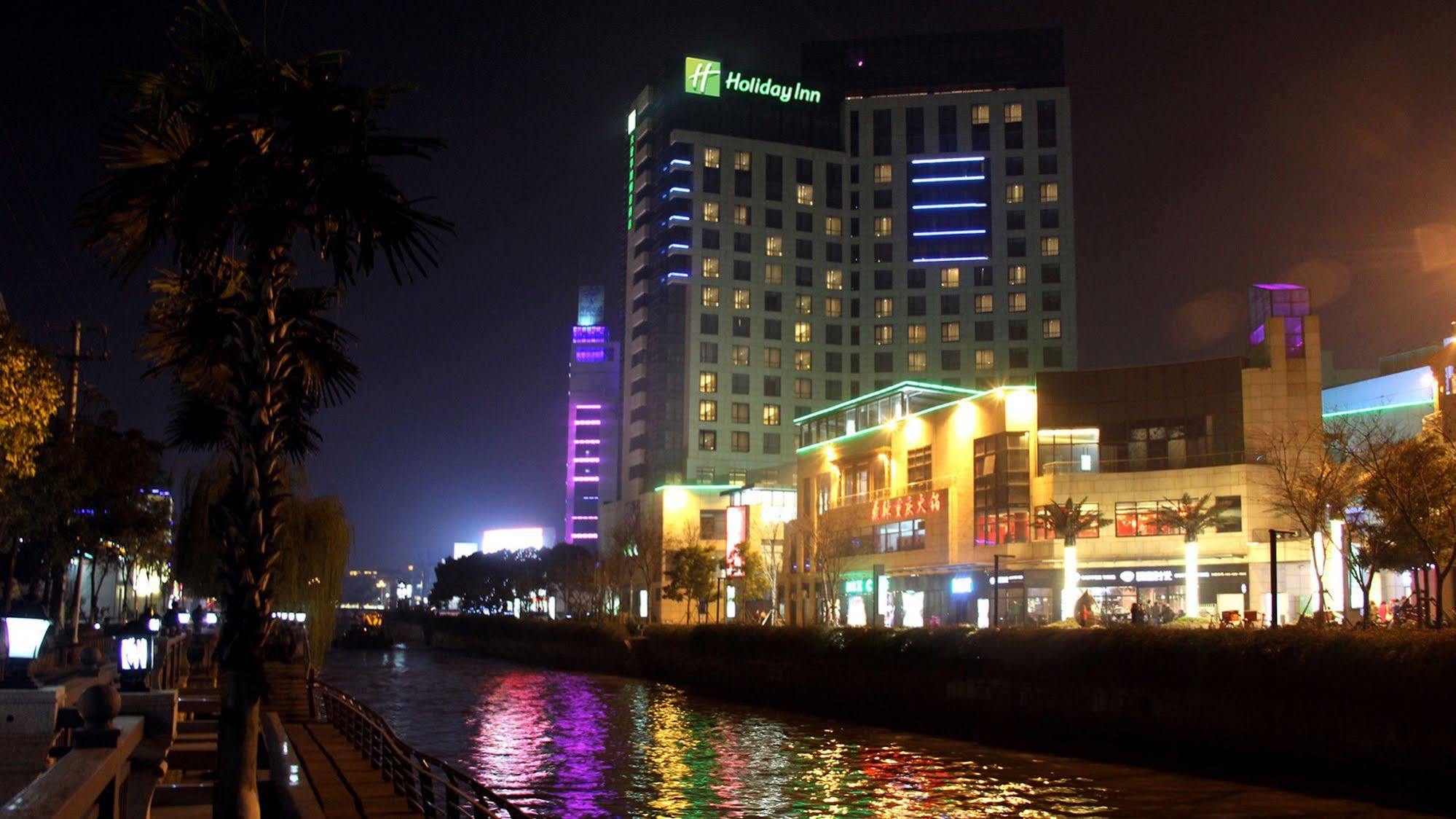 Holiday Inn Taicang City Centre By Ihg Exterior foto